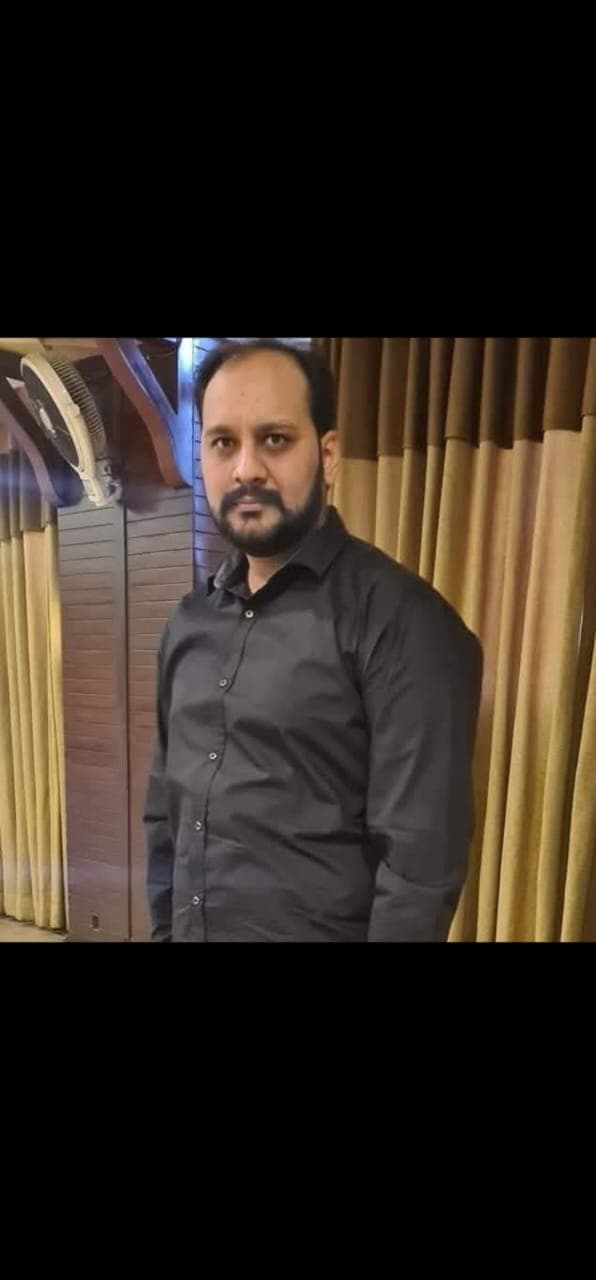 Hussnain Sagheer Sagheer - Groom