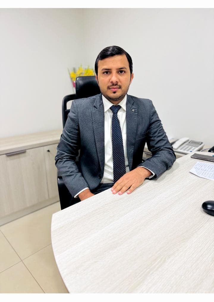 M Akeel M Hussain - Groom