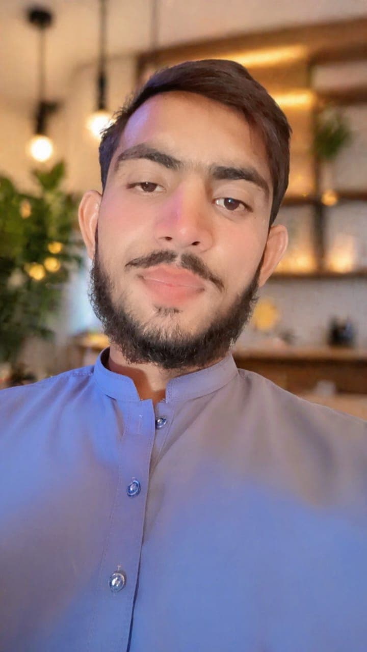 Asif Ali Manzoor Hussain - Groom