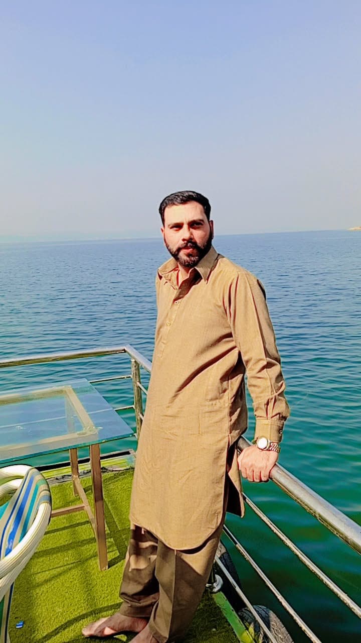 Zeshaan Aslam M Aslam - Groom