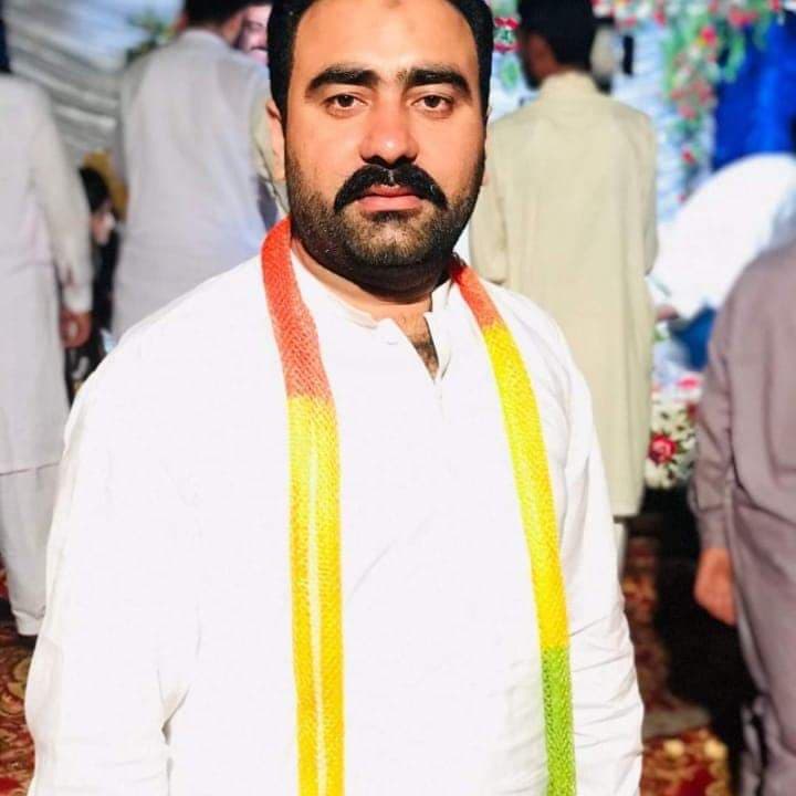 Yasir M Iqbal - Groom