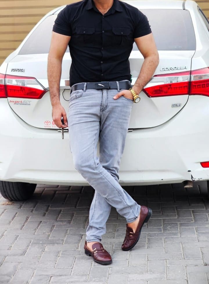Mirza Zafar Ullah Farmayash Farmayash - Groom