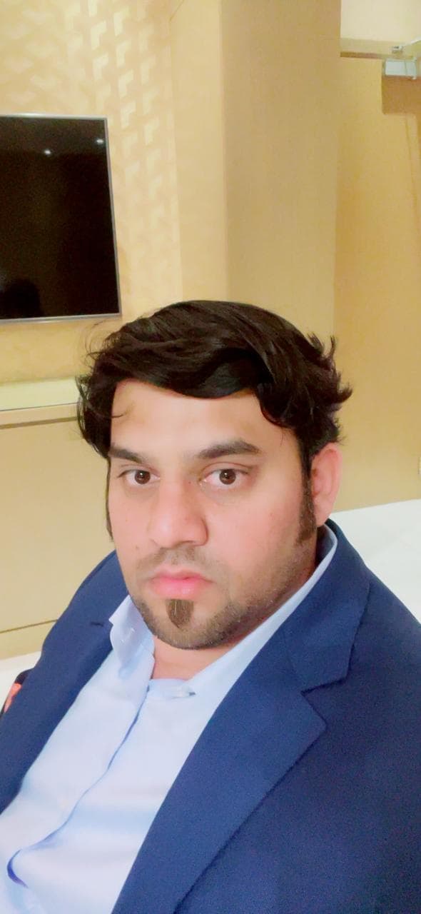 M Adeel Roshandeen - Groom