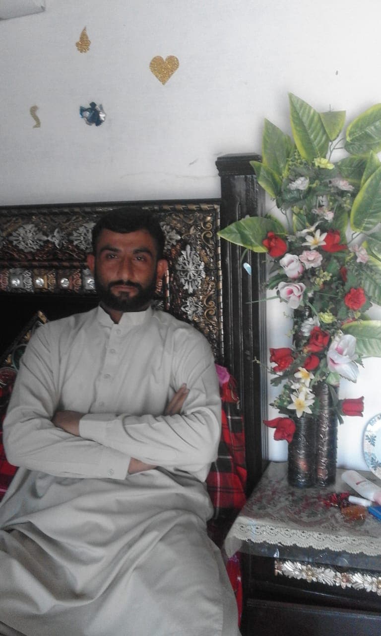 Asgar Javeed Manzoor Hussain - Groom