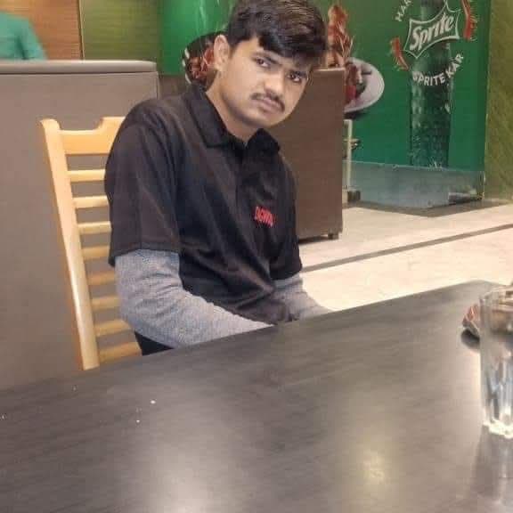 M Shoqat Gulam Fareed - Groom