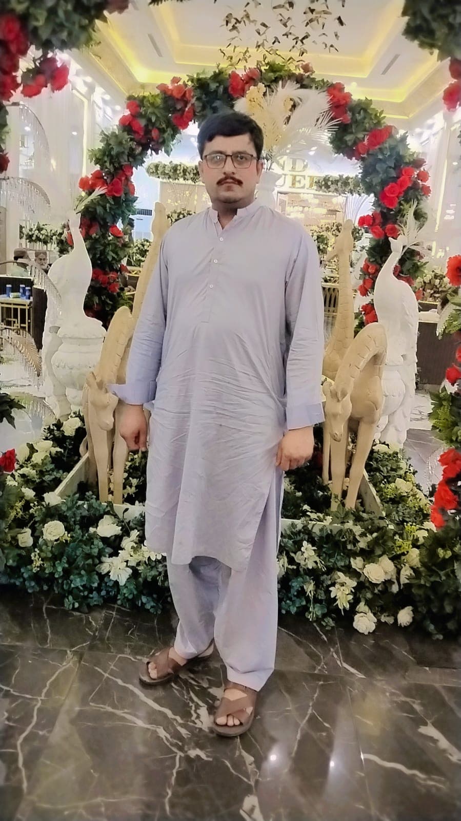 Groom Am - Groom